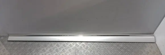 Mercedes-Benz C W203 Front door trim (molding) A2036904962