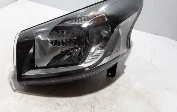 Renault Trafic III (X82) Headlight/headlamp 260600500R