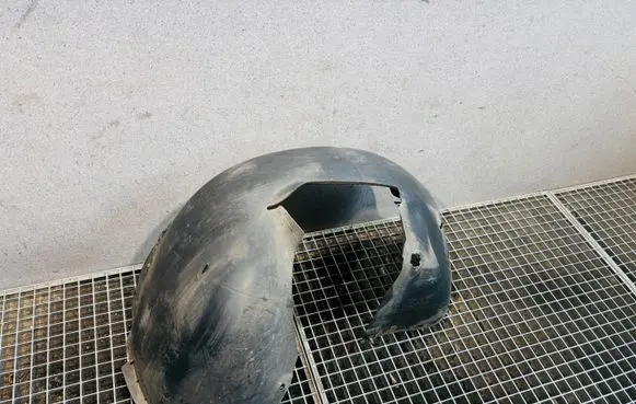Volkswagen Golf Plus Front wheel arch liner splash guards 5M0805977