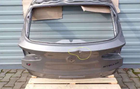 Alfa Romeo Stelvio Tailgate/trunk/boot lid KLP038
