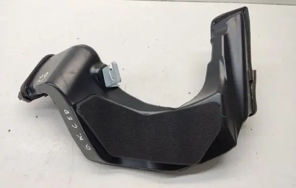 KIA Ceed Air intake duct part 37575CR610 K8KCD94230