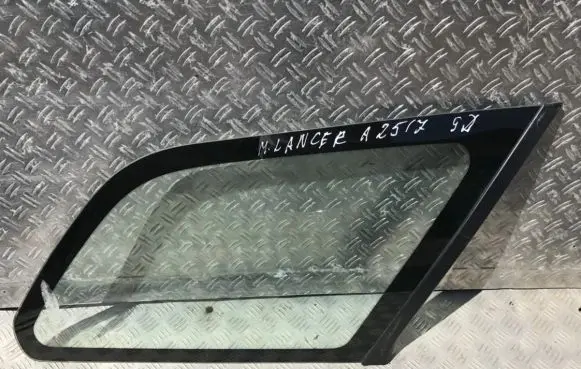 Mitsubishi Lancer Rear side window