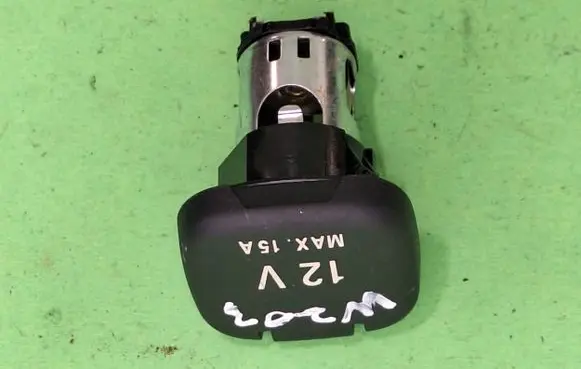 Mercedes-Benz C W203 Cigarette lighter rear 