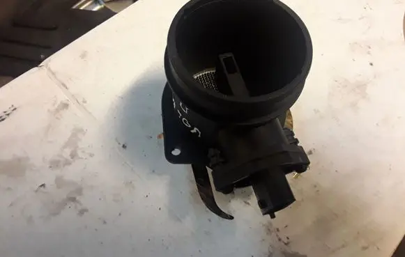 Volvo S80 Mass air flow meter PBTGF30