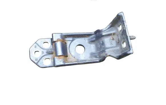 Renault Master III Loading door lower hinge 844000013R