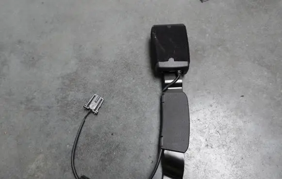 Audi A1 Front seatbelt buckle 8X0857756B