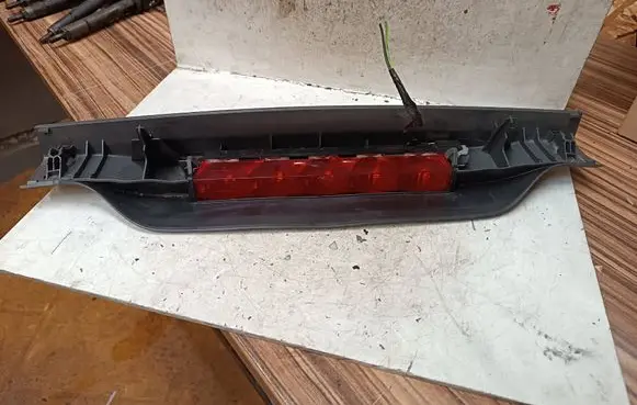 Ford Focus Third/center stoplight 4M51N46404A