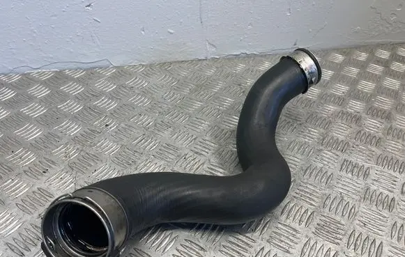 BMW 3 E90 E91 Intercooler hose/pipe 11279412