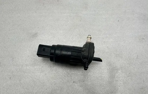 Skoda Octavia Mk3 (5E) Windscreen/windshield washer pump 1K6955651