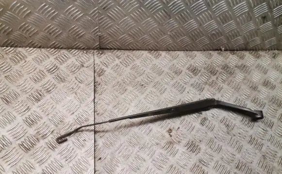 Nissan X-Trail T31 Windshield/front glass wiper blade 