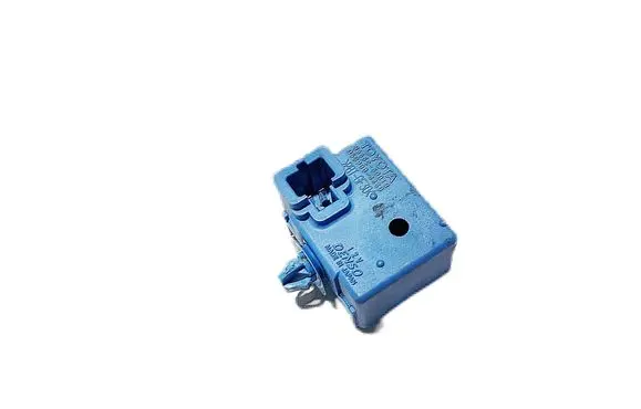 Toyota Avensis T270 Horn buzzer relay 8665250010