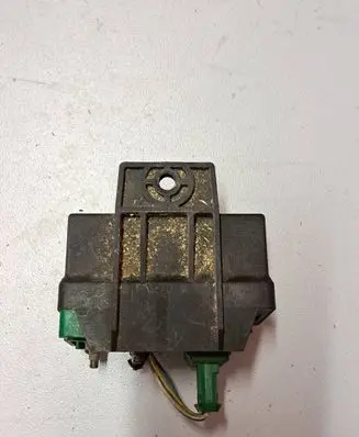 Land Rover Freelander Glow plug pre-heat relay 9639912580 51299011A