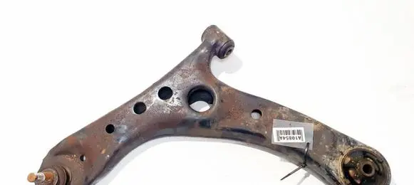 Toyota Avensis Verso Front lower control arm/wishbone