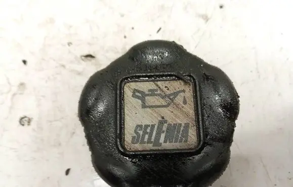 Lancia Lybra Oil filler cap 46747840