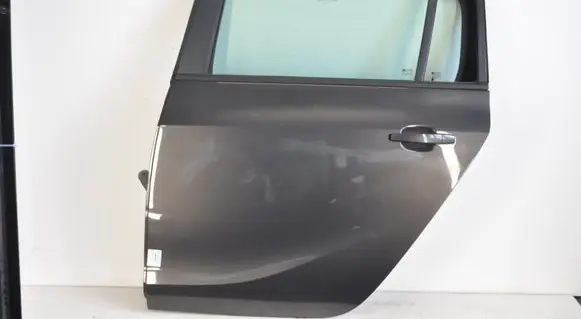 Opel Zafira C Rear door 
