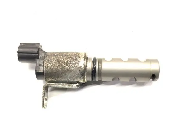 Toyota Auris E180 Camshaft position sensor 30T050501H3