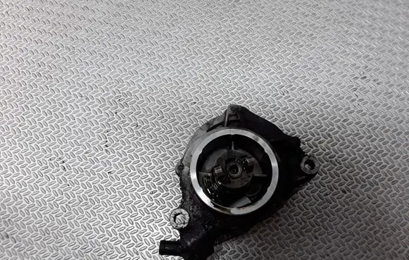 Vacuum pump