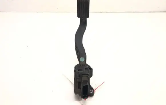 Peugeot 308 Accelerator throttle pedal 9681844080