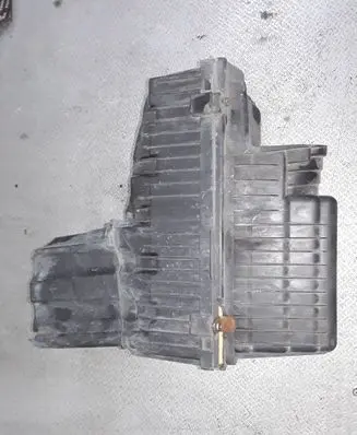 Fiat Scudo Air filter box 1498555080