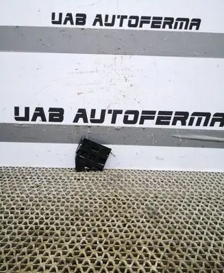 Volkswagen Tiguan Radiator support slam panel bracket 3Q0201449G