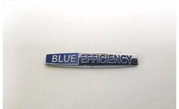 Manufacturer badge logo/emblem