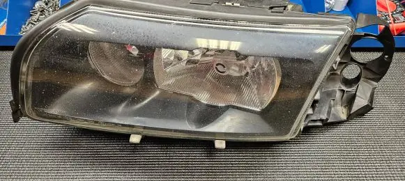 Volvo S80 Headlight/headlamp