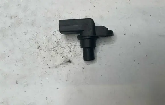 BMW 5 E60 E61 Camshaft position sensor 2249320