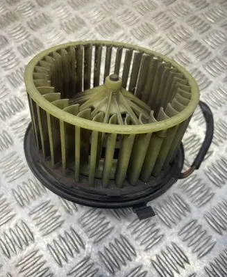 Audi 80 90 S2 B4 Heater fan/blower 313702000 893819021