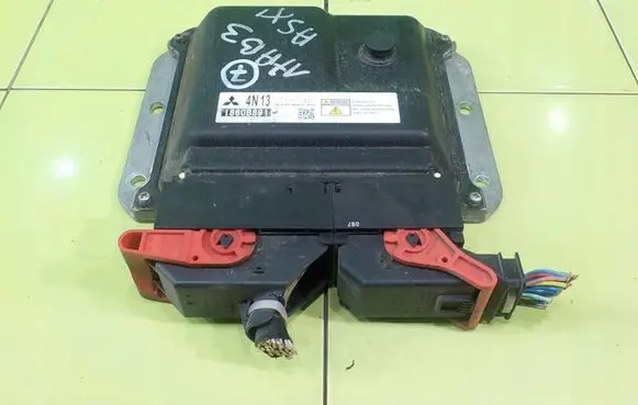 Mitsubishi ASX Engine control unit/module 2757001833