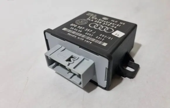 Audi A3 S3 8P Light module LCM 8P0907357J 5LA00837904 00020312