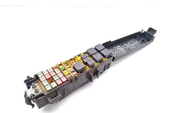 Jeep Grand Cherokee (WK) Fuse module 56050798AE
