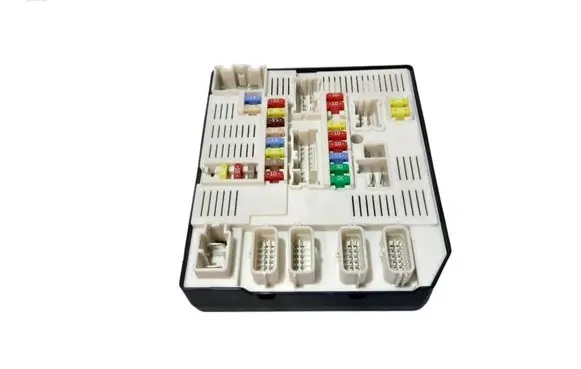 Renault Megane III Fuse module 284B61871R