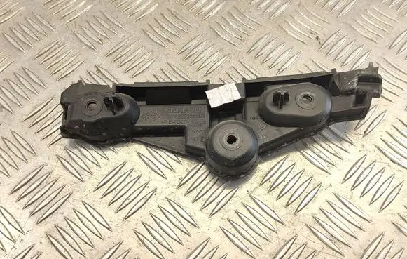 Dacia Sandero Front bumper mounting bracket 622222445R N800