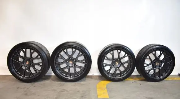 Porsche 992 R20 alloy rim 992601025CT 992601025EG