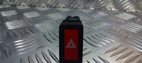 Nissan Almera N16 Hazard light switch
