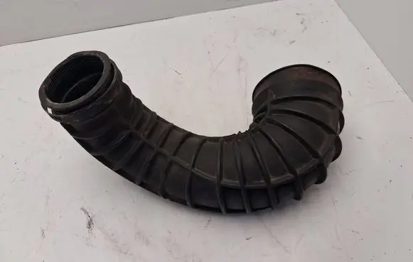 Volvo XC90 Air intake hose/pipe 08634143