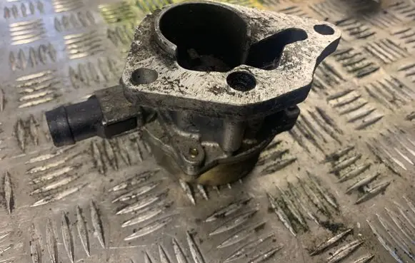 Renault Scenic II - Grand scenic II Vacuum pump 8200113585