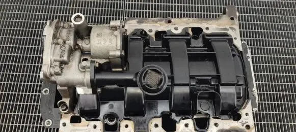 Skoda Octavia Mk3 (5E) Engine block CRM