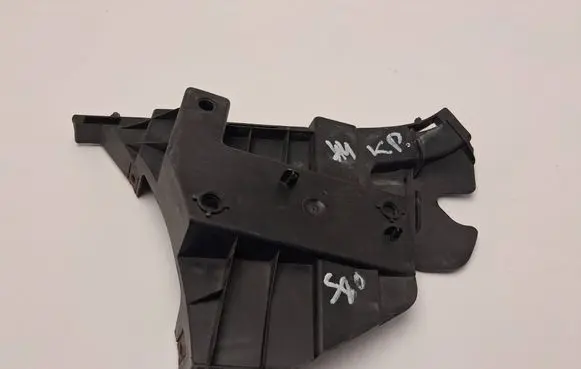 Volvo S80 Front bumper mounting bracket 31265344