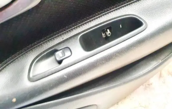 Volvo V70 Electric window control switch