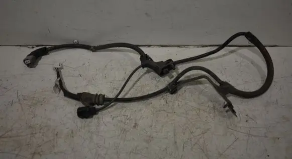 Toyota RAV 4 (XA50) Rear ABS sensor wiring 890C042010