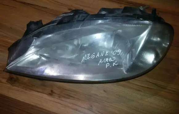 Renault Megane I Headlight/headlamp 7700427874d