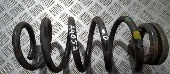 Toyota Avensis T270 Rear coil spring