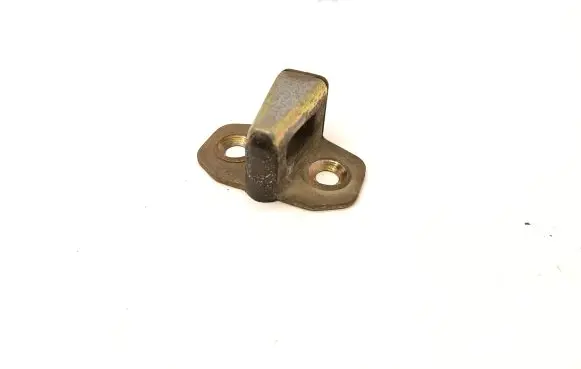 BMW 3 E30 Rear door lock loop/hook striker 1936615 51211936615