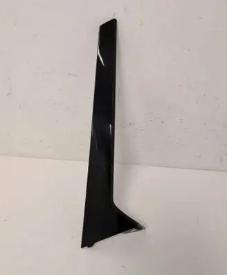 Audi e-tron Tailgate trim 4KE854872