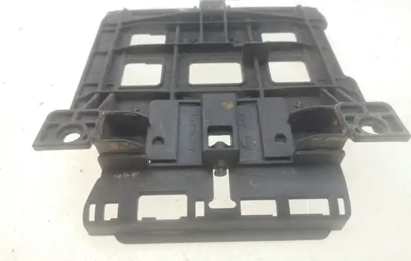 Volkswagen Golf VI Other engine bay part 5K0906507 5K0906970