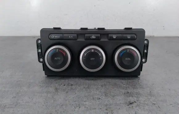 Mazda 6 Climate control/heater control trim GAM761190B