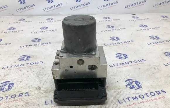 BMW 5 E60 E61 ABS Pump 34516783366 6783366