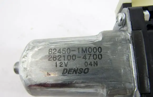 KIA Soul Front door window regulator motor 824501M000