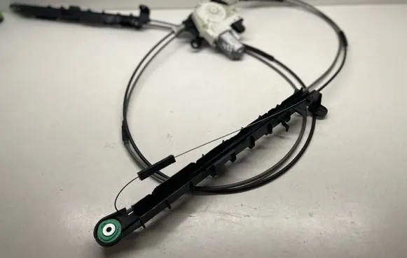 Audi Q7 4M Curtain motor 4M0863560